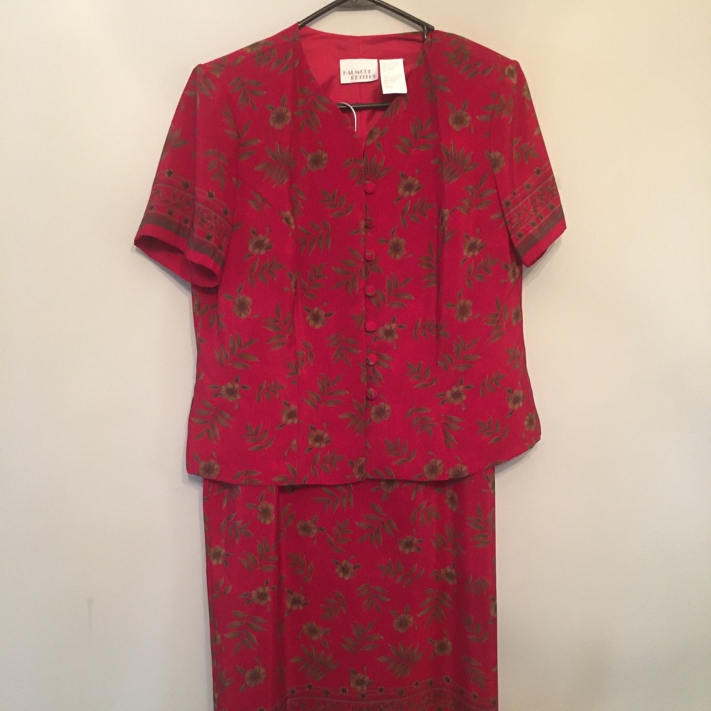 2PC. Top and Skirt